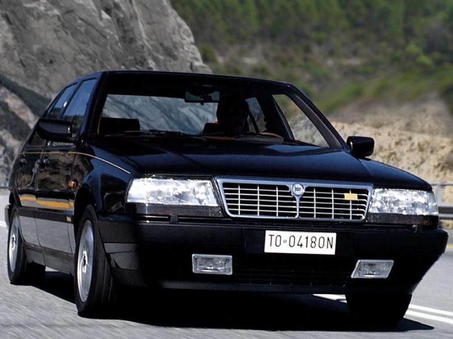  Lancia Thema 8.32 1988 года  (фото 9 из 11)